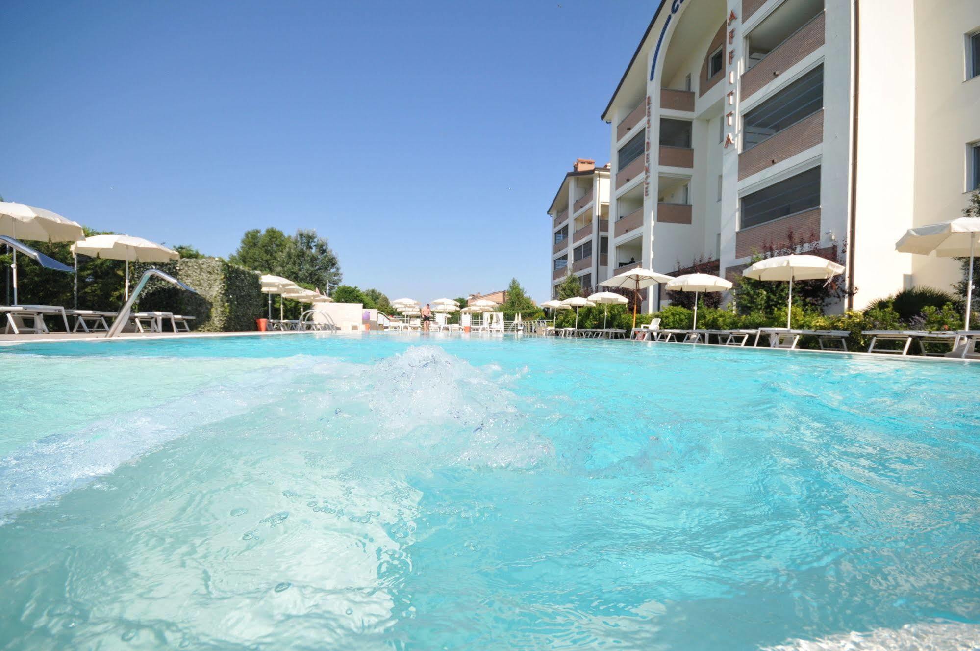 Residence Cleo Llido Degli Estensi Dış mekan fotoğraf